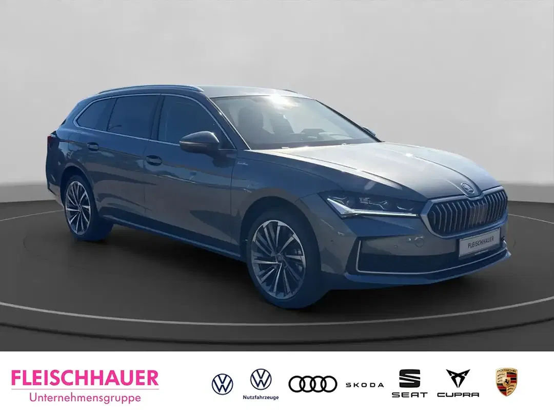 Skoda Superb - Thumbnail 8