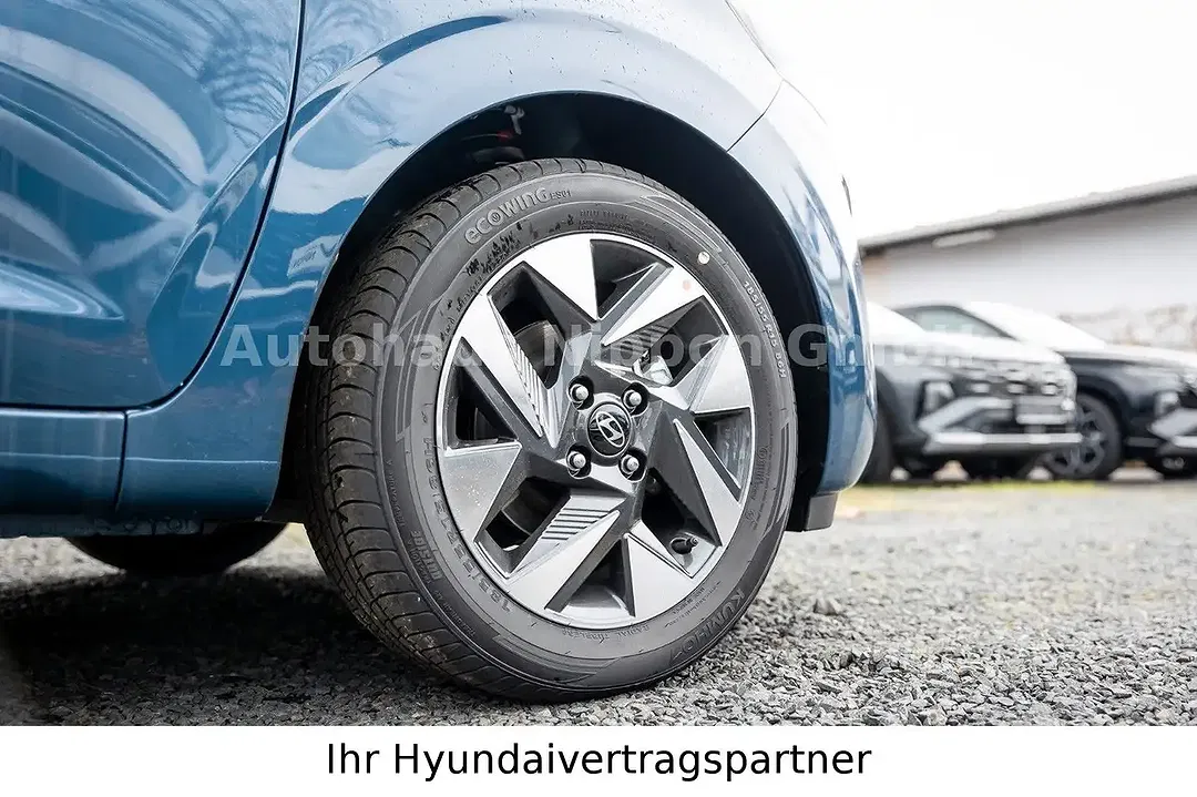 Hyundai i10 - Thumbnail 13