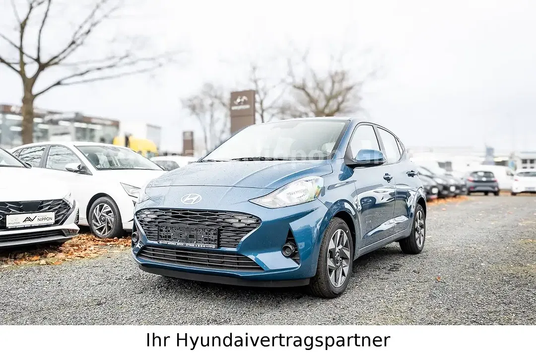 Hyundai i10 - Thumbnail 3