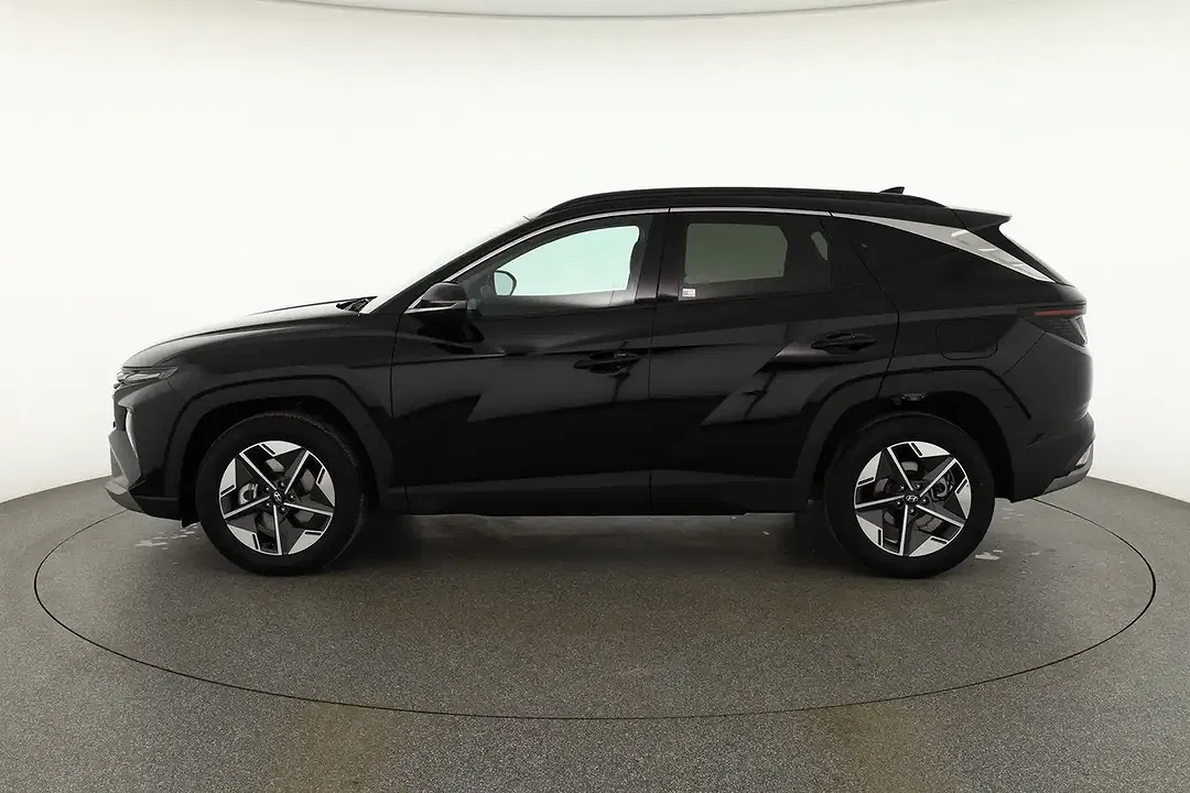 Hyundai TUCSON - Thumbnail 2
