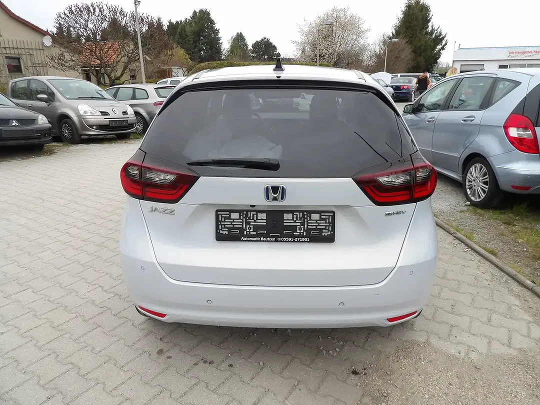 Honda Jazz - Thumbnail 3