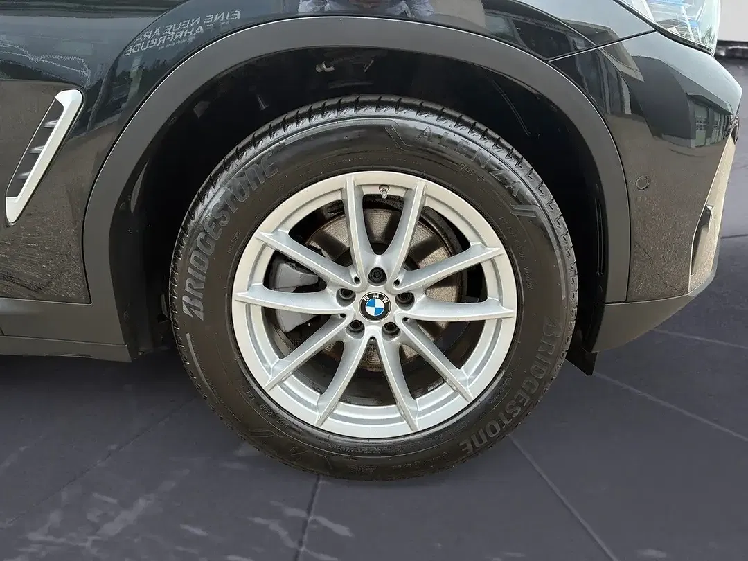 BMW X3 - Thumbnail 10