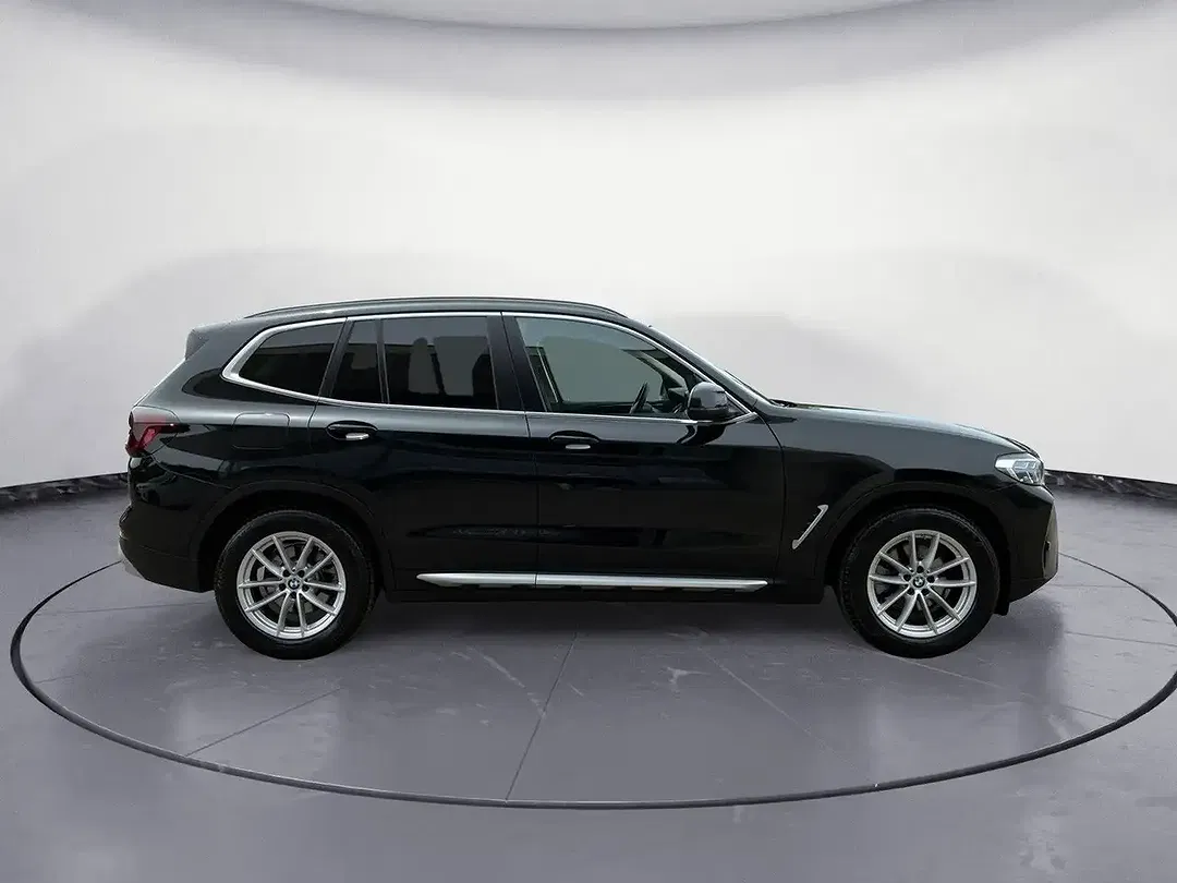 BMW X3 - Thumbnail 4