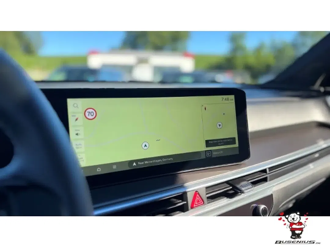 Kia Sorento - Thumbnail 12