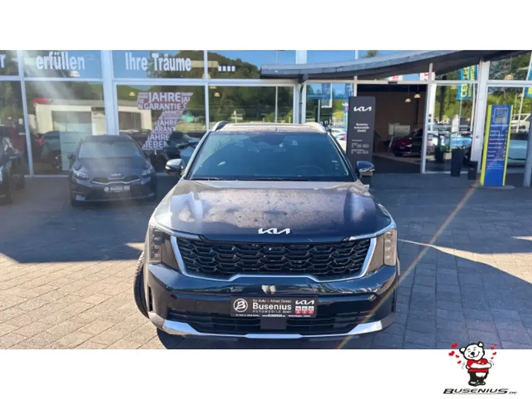 Kia Sorento - Thumbnail 2