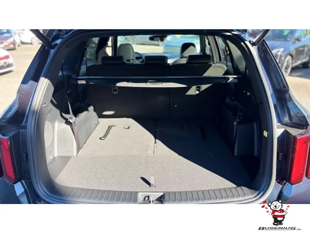 Kia Sorento - Thumbnail 7