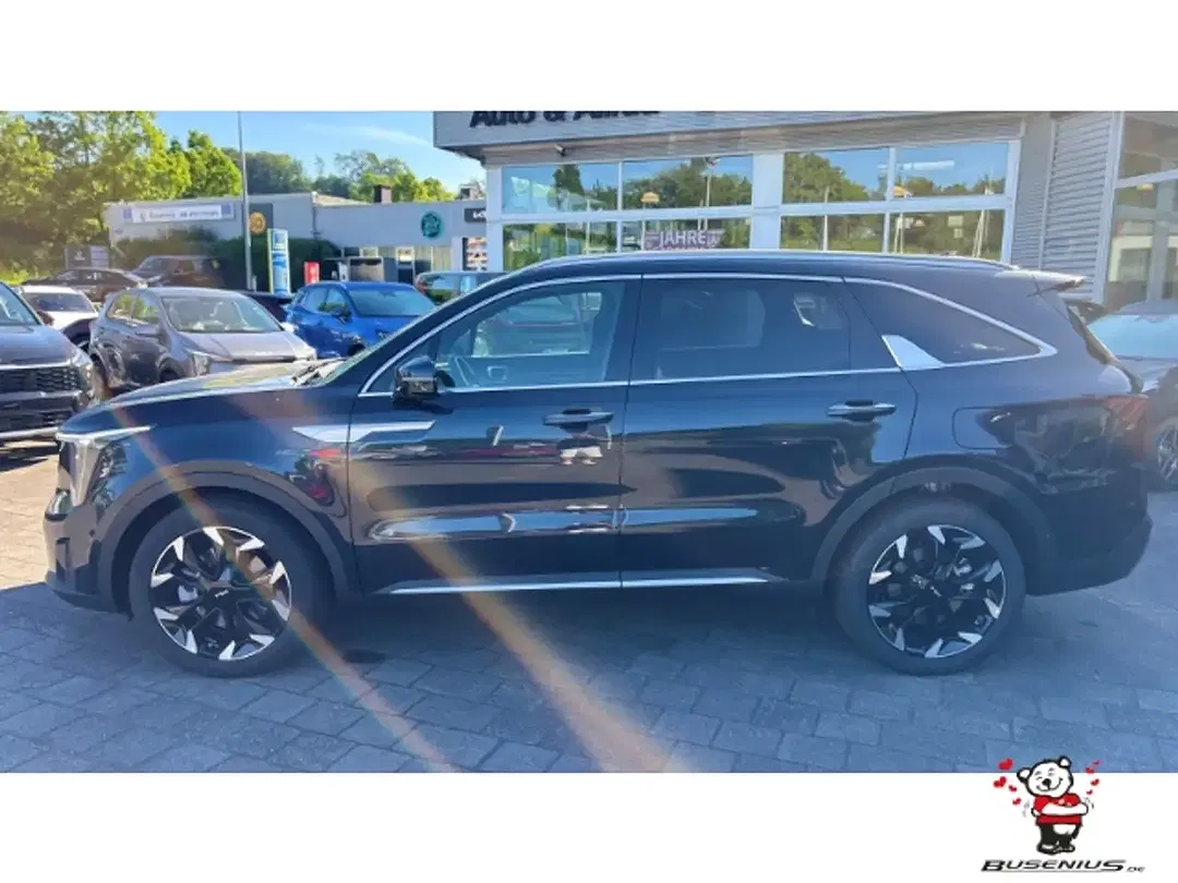 Kia Sorento - Thumbnail 8