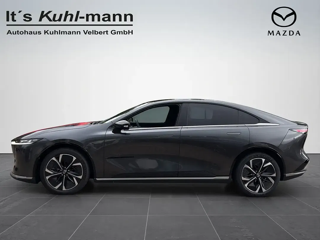 Mazda 6e - Thumbnail 3