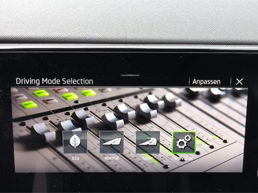 Skoda Scala - Thumbnail 13