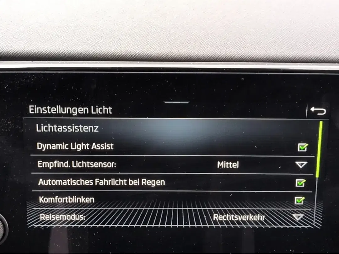 Skoda Scala - Thumbnail 14