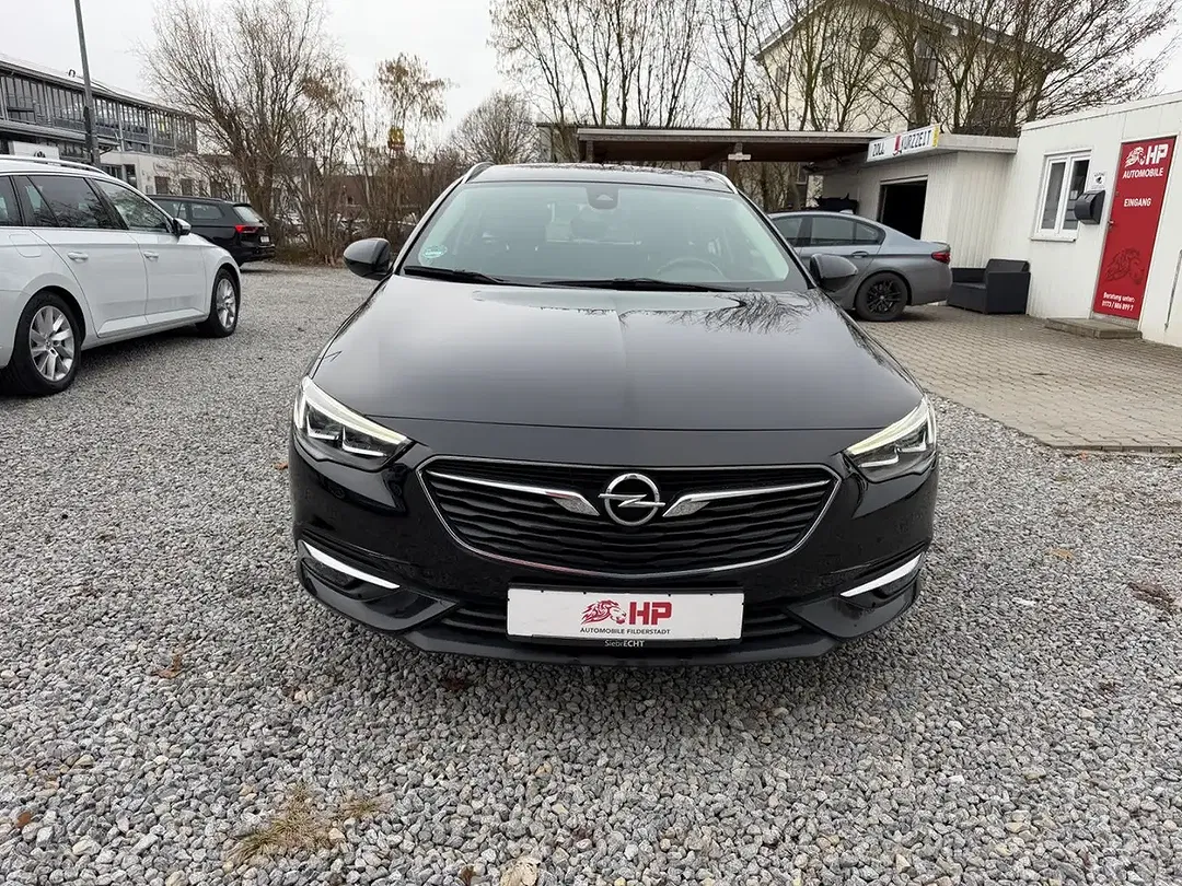 Opel Insignia - Thumbnail 2