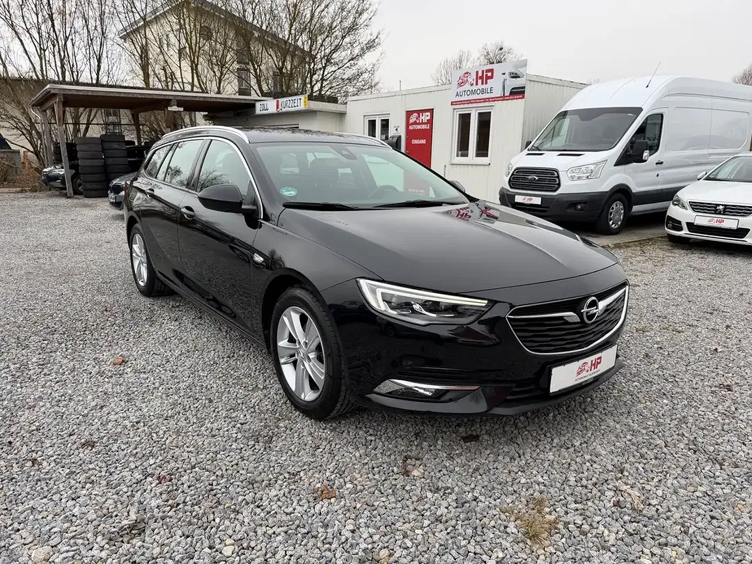 Opel Insignia - Thumbnail 3