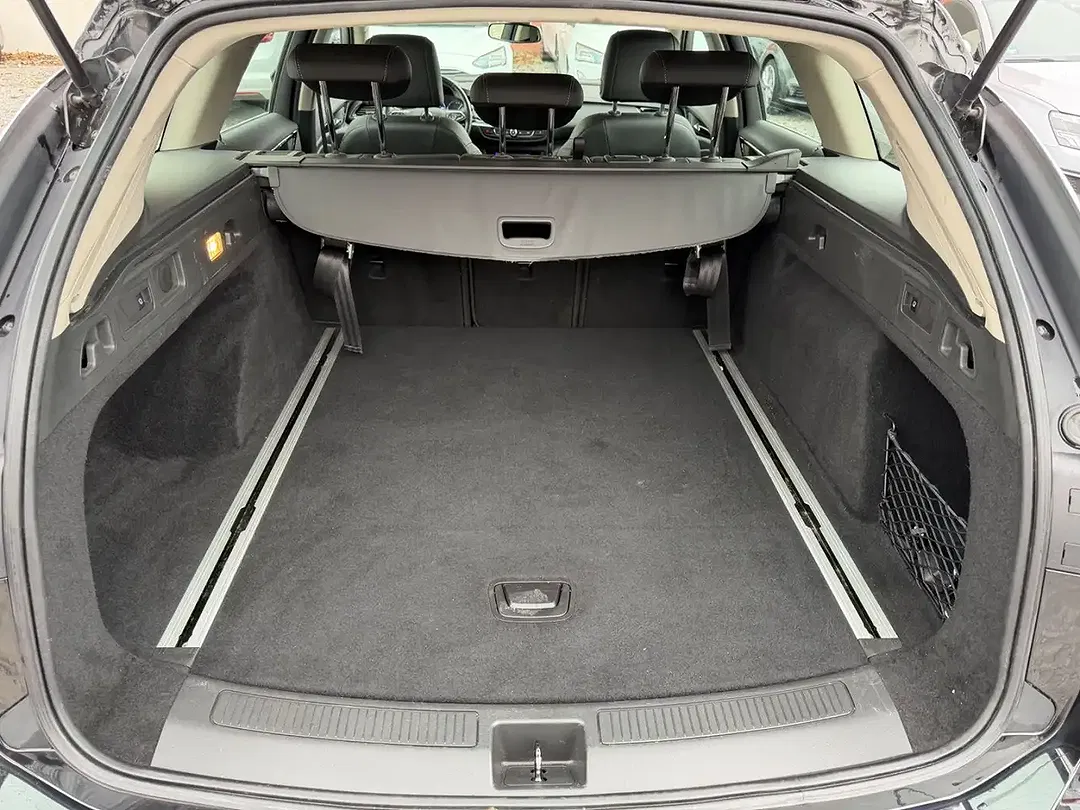 Opel Insignia - Thumbnail 8