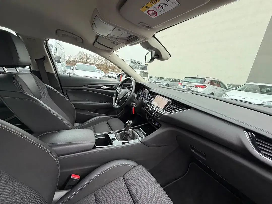 Opel Insignia - Thumbnail 9
