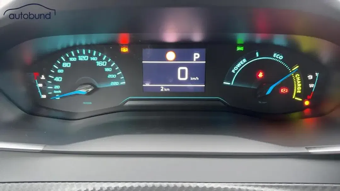 Peugeot 2008 - Thumbnail 11
