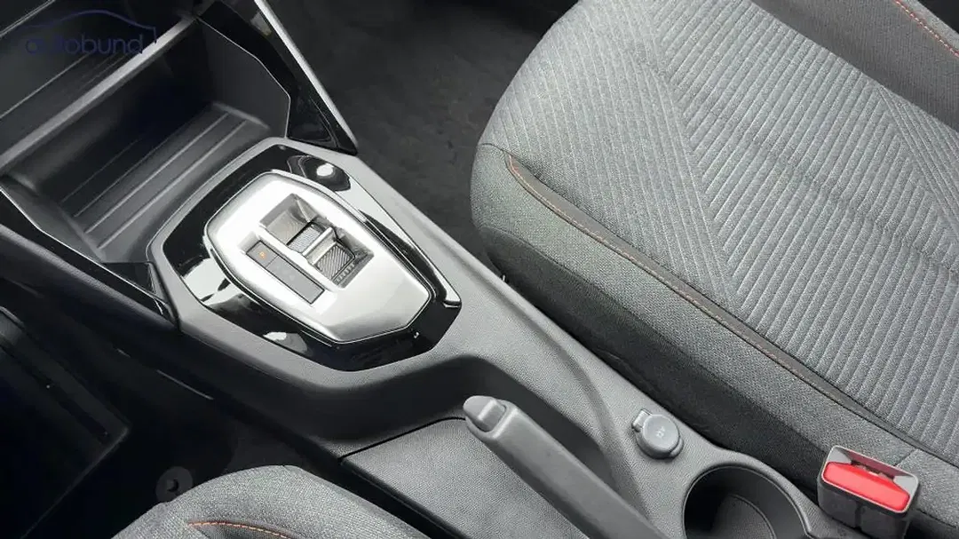 Peugeot 2008 - Thumbnail 13