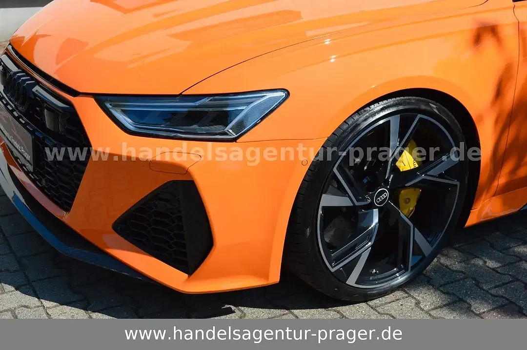 Audi RS6 - Thumbnail 4