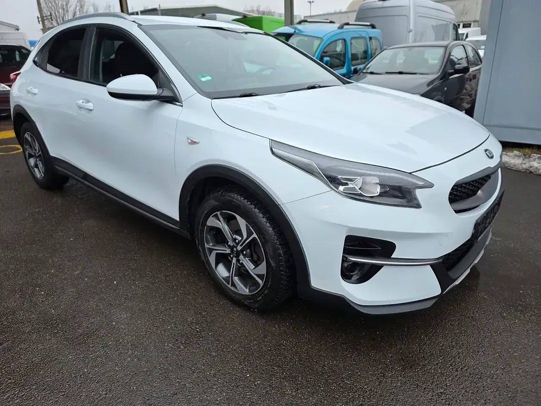 Kia XCeed - Thumbnail 11