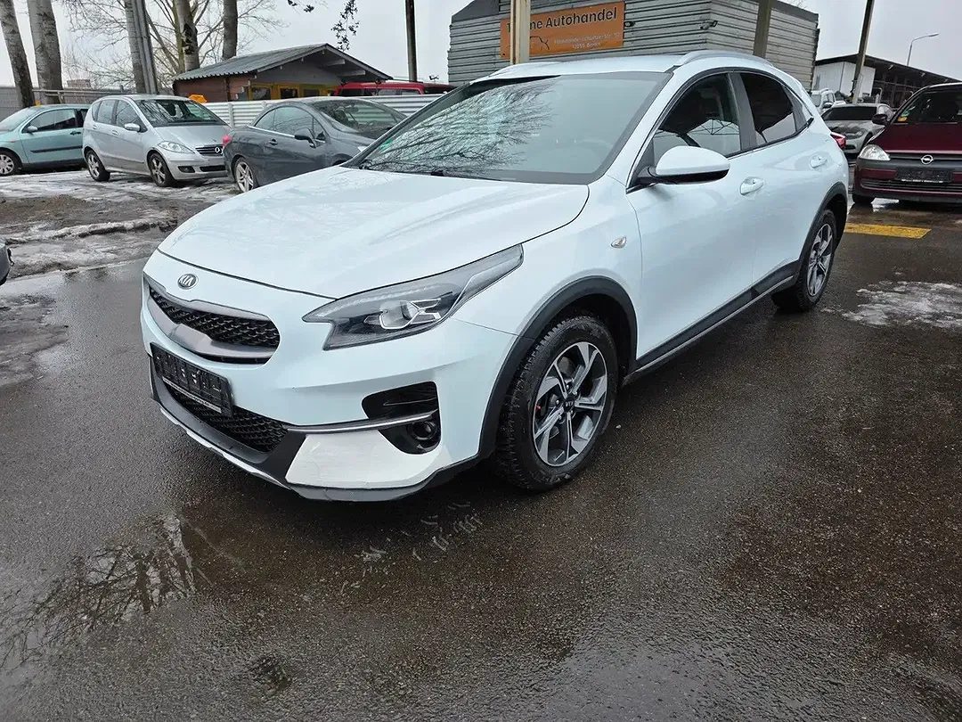 Kia XCeed - Thumbnail 12