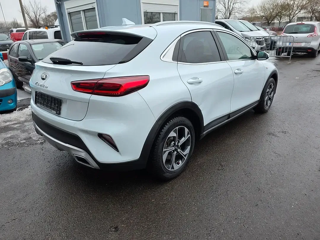 Kia XCeed - Thumbnail 14