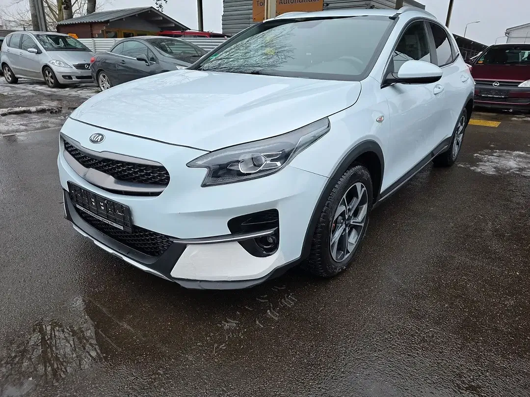 Kia XCeed - Thumbnail 2