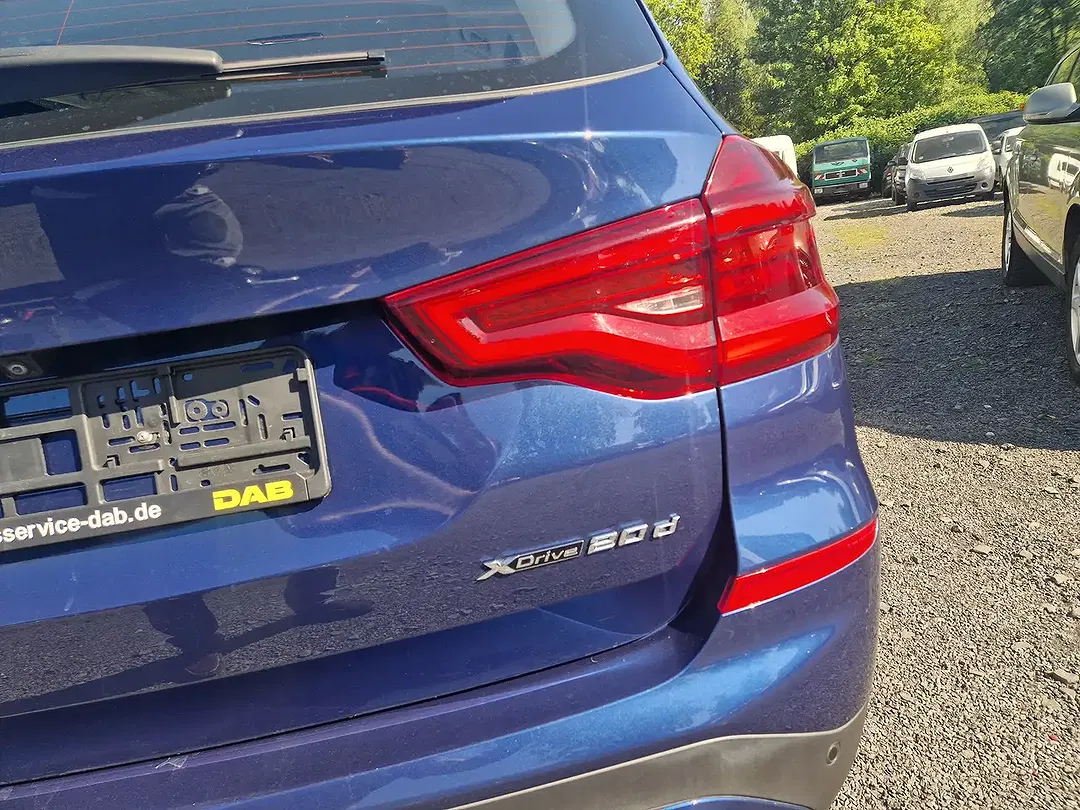 BMW X3 - Thumbnail 12