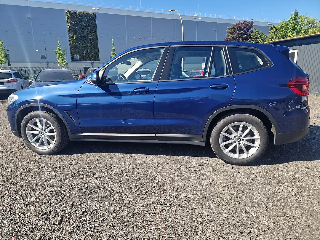 BMW X3 - Thumbnail 4