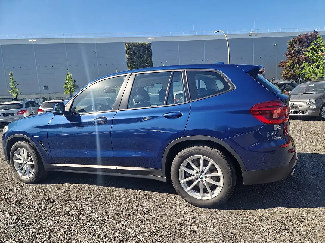 BMW X3 - Thumbnail 5