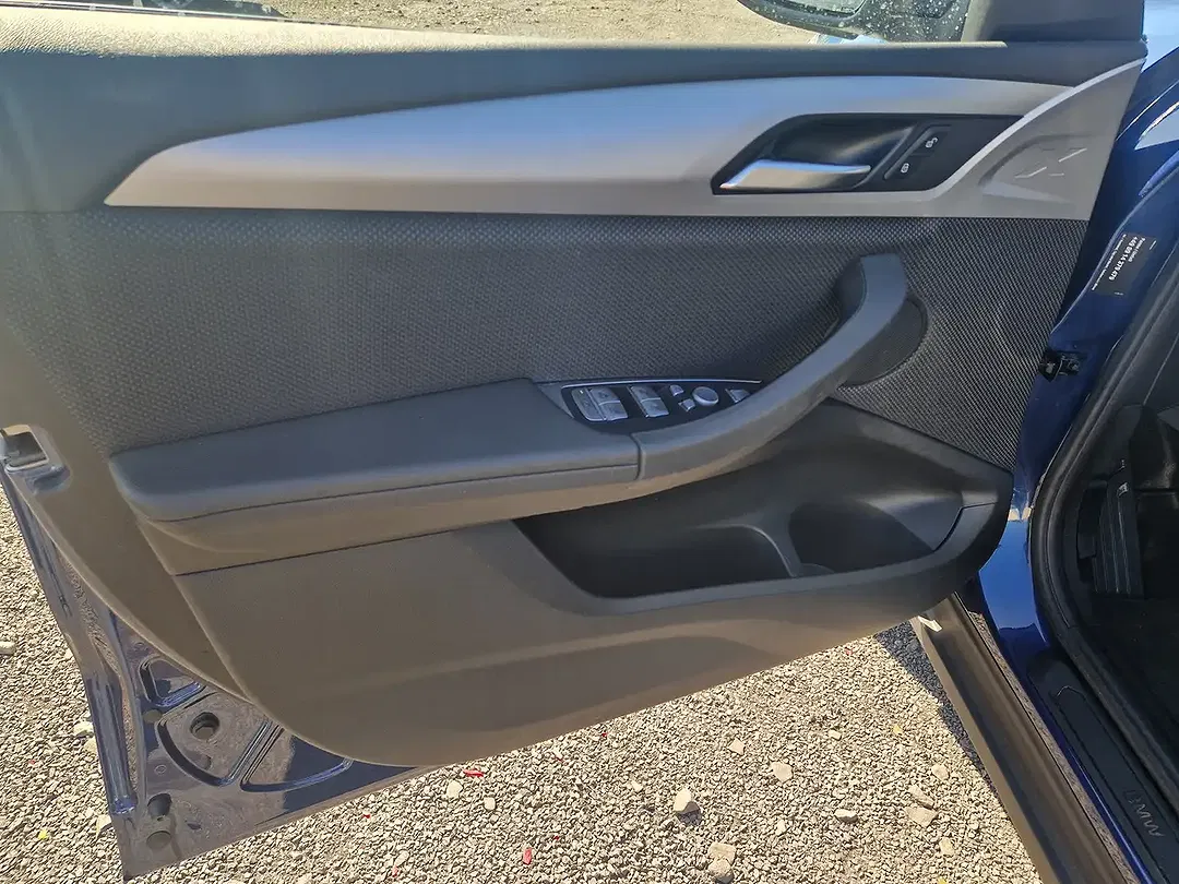 BMW X3 - Thumbnail 8