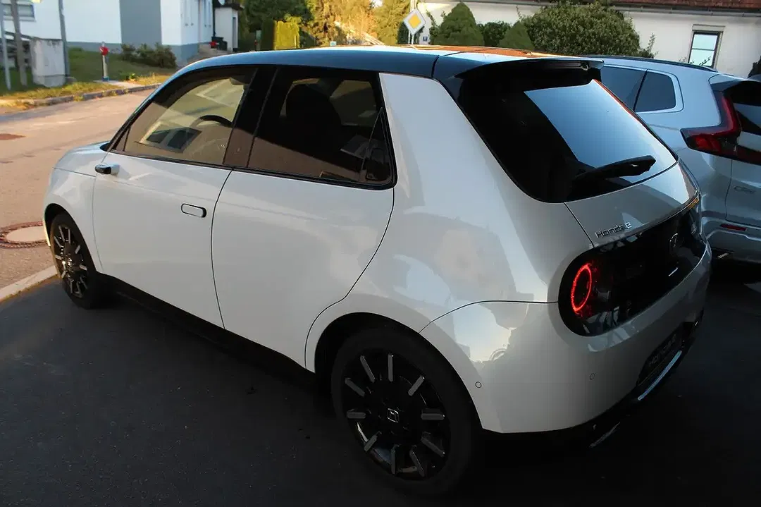 Honda e - Thumbnail 8