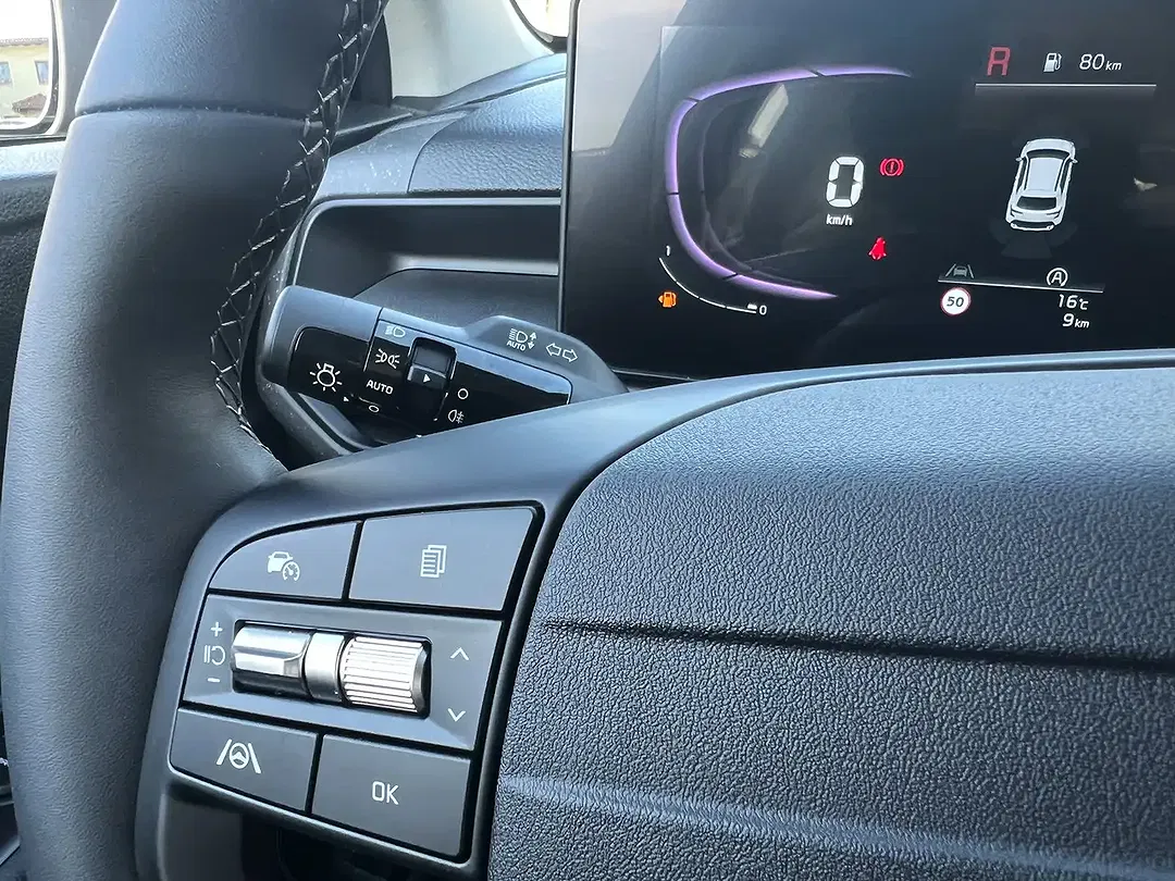 Kia Stonic - Thumbnail 13