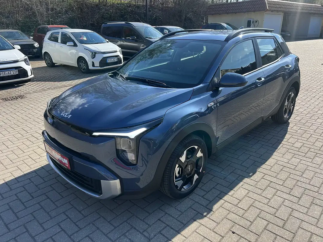 Kia Stonic - Thumbnail 2