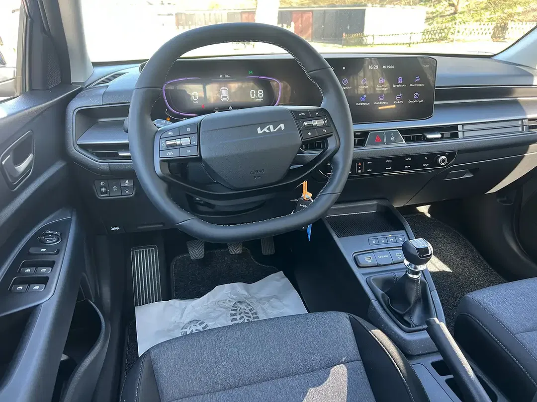 Kia Stonic - Thumbnail 9