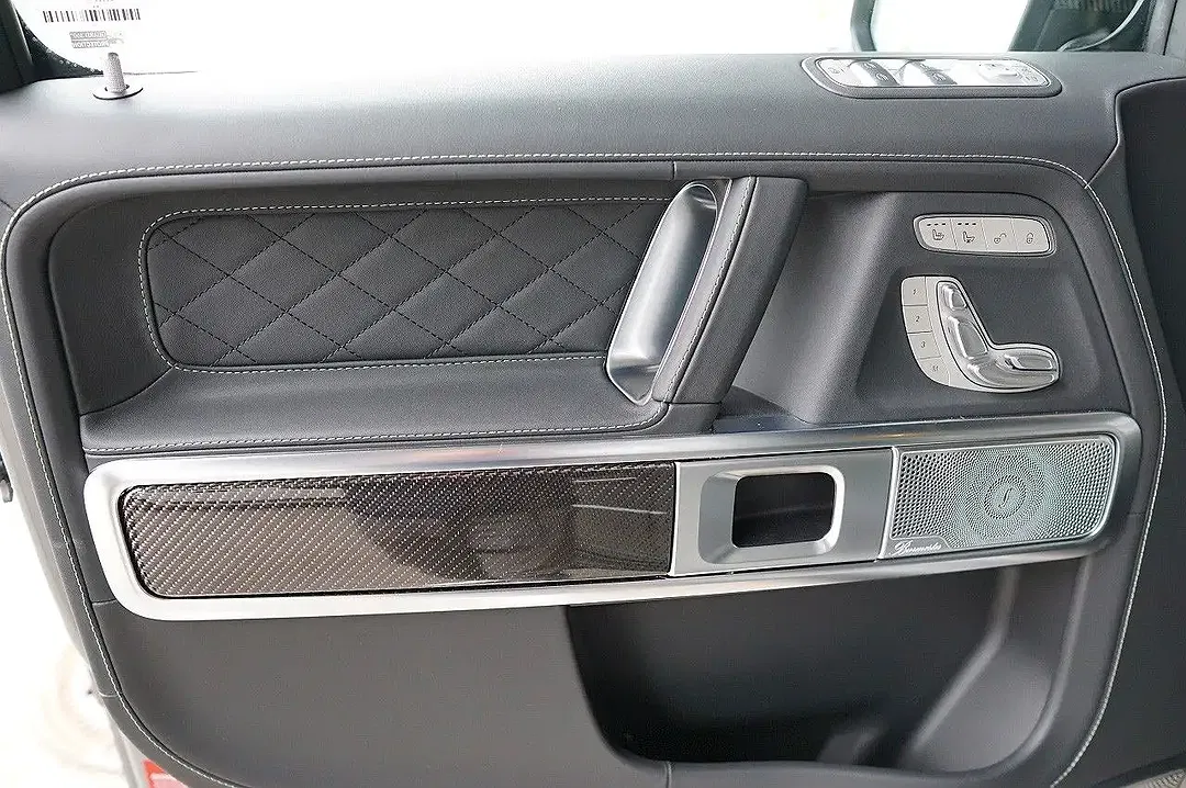 Mercedes-Benz G 63 AMG - Thumbnail 12