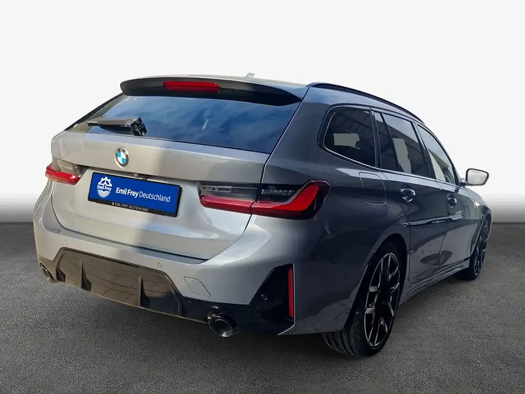 BMW 320 - Thumbnail 2