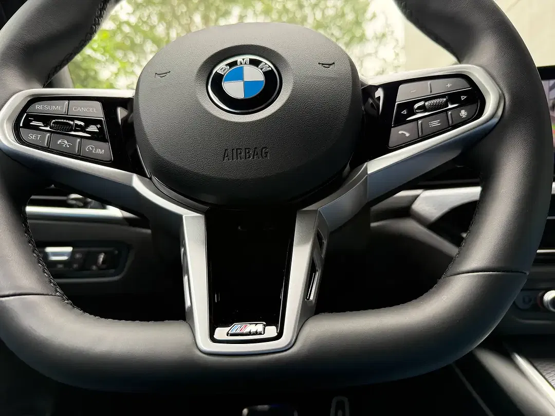 BMW 320 - Thumbnail 9