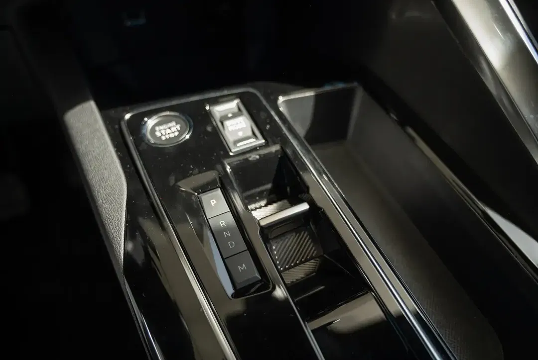 Peugeot 3008 - Thumbnail 8