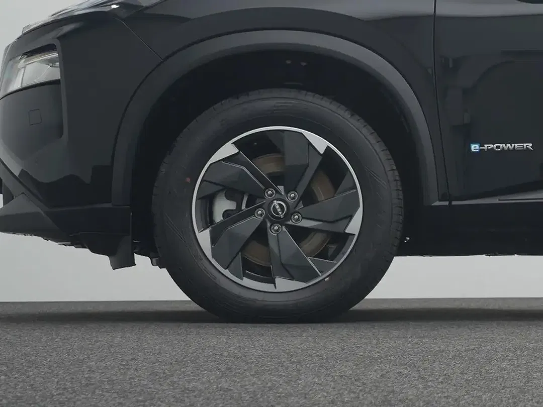 Nissan X-Trail - Thumbnail 7