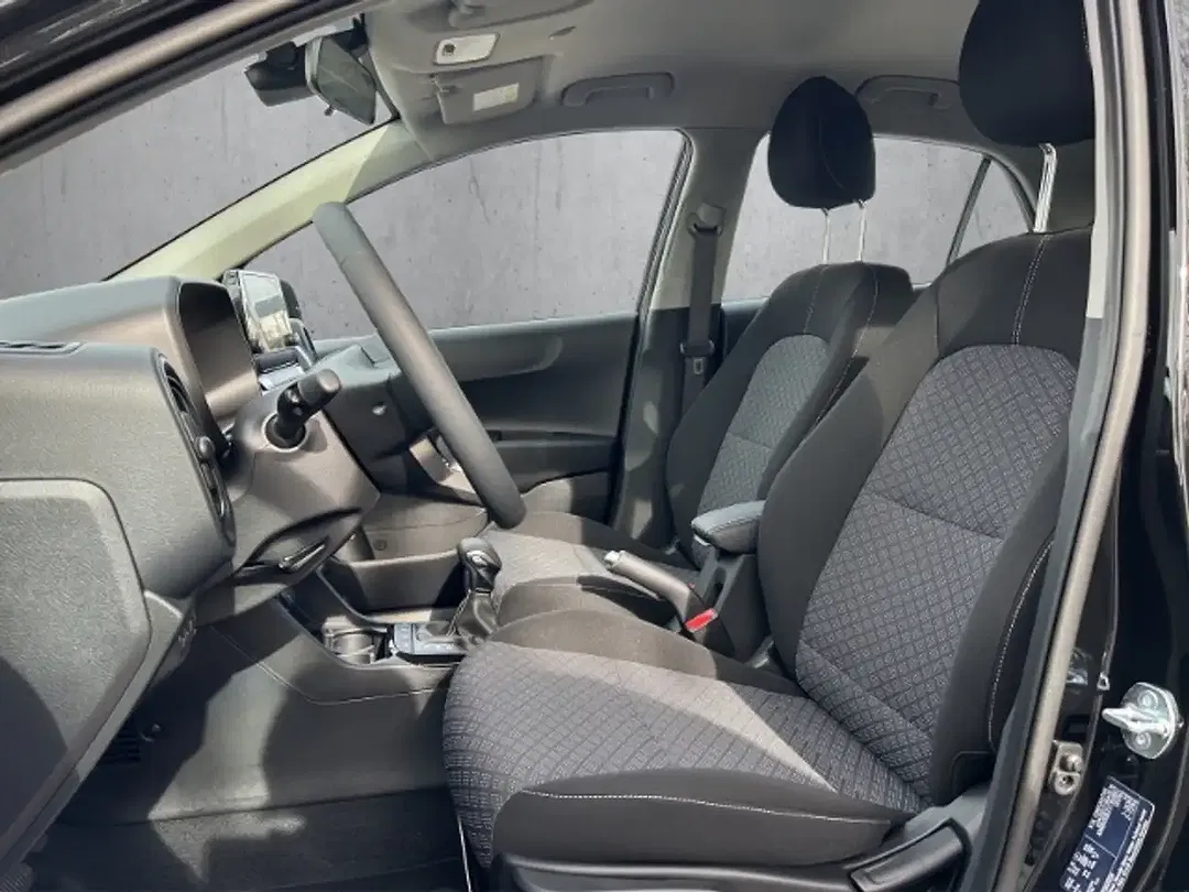 Kia Picanto - Thumbnail 8