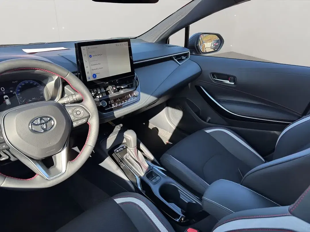Toyota Corolla - Thumbnail 13