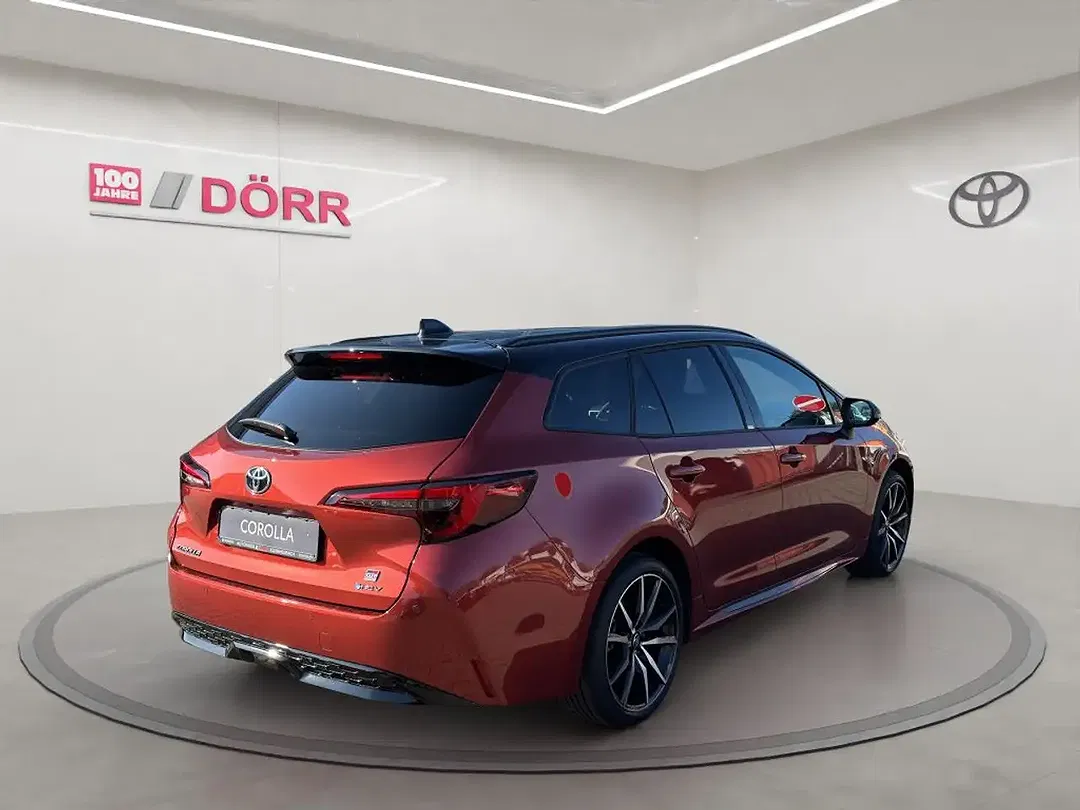 Toyota Corolla - Thumbnail 5