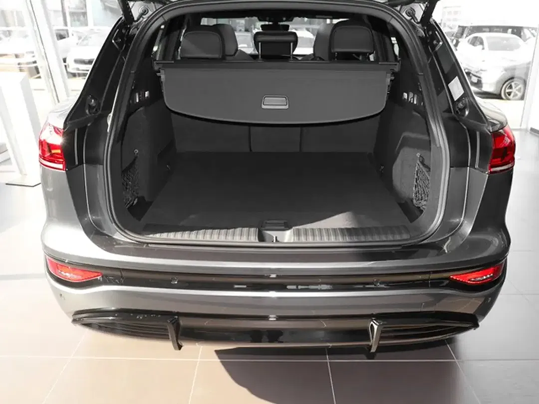 Audi e-tron - Thumbnail 11