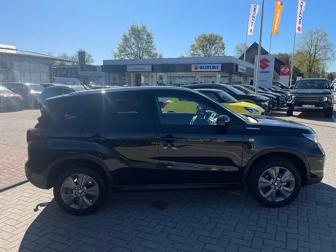 Suzuki Vitara - Thumbnail 13