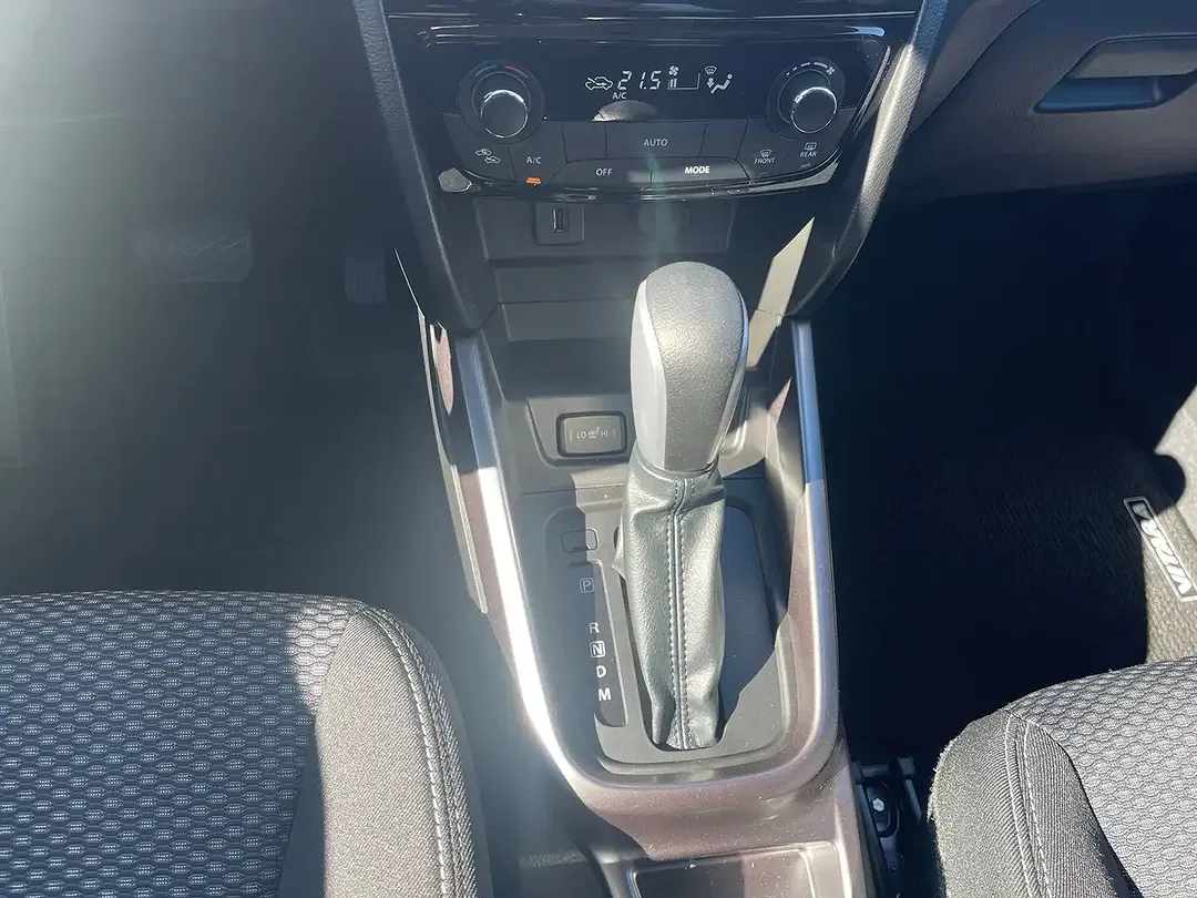 Suzuki Vitara - Thumbnail 9