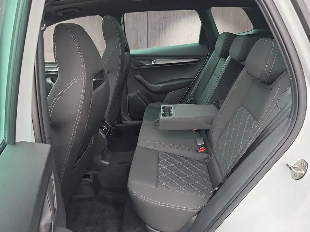 Skoda Karoq - Thumbnail 15