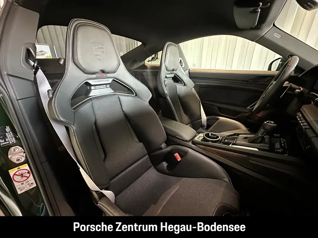 Porsche 992 - Thumbnail 11
