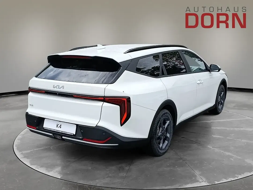 Kia K4 - Thumbnail 3