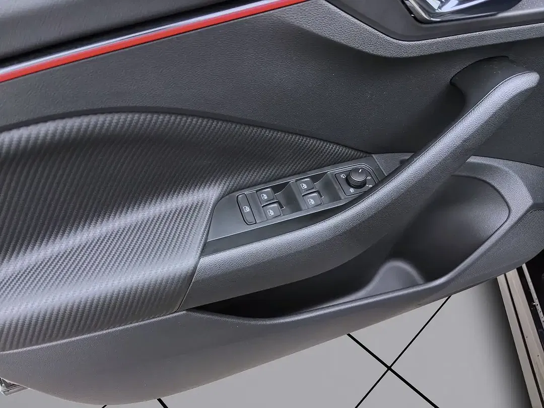Skoda Kamiq - Thumbnail 11