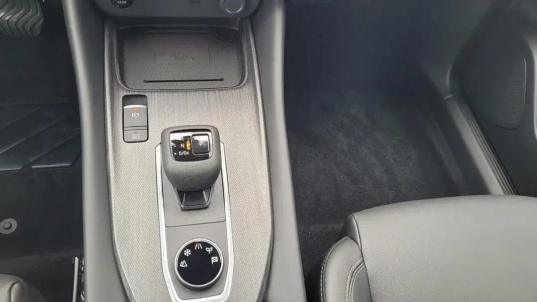 Nissan Qashqai - Thumbnail 11
