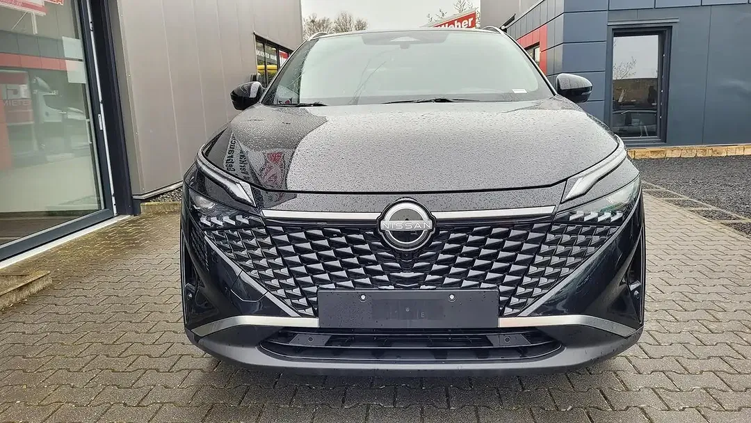 Nissan Qashqai - Thumbnail 2